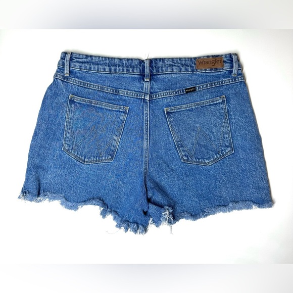 Wrangler Blue Jean Shorts for Women NWOT BEAUTIFUL - Picture 5 of 6